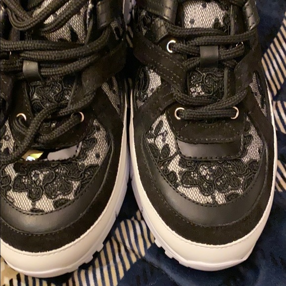 Jimmy chooo shoes - Picture 3 of 5